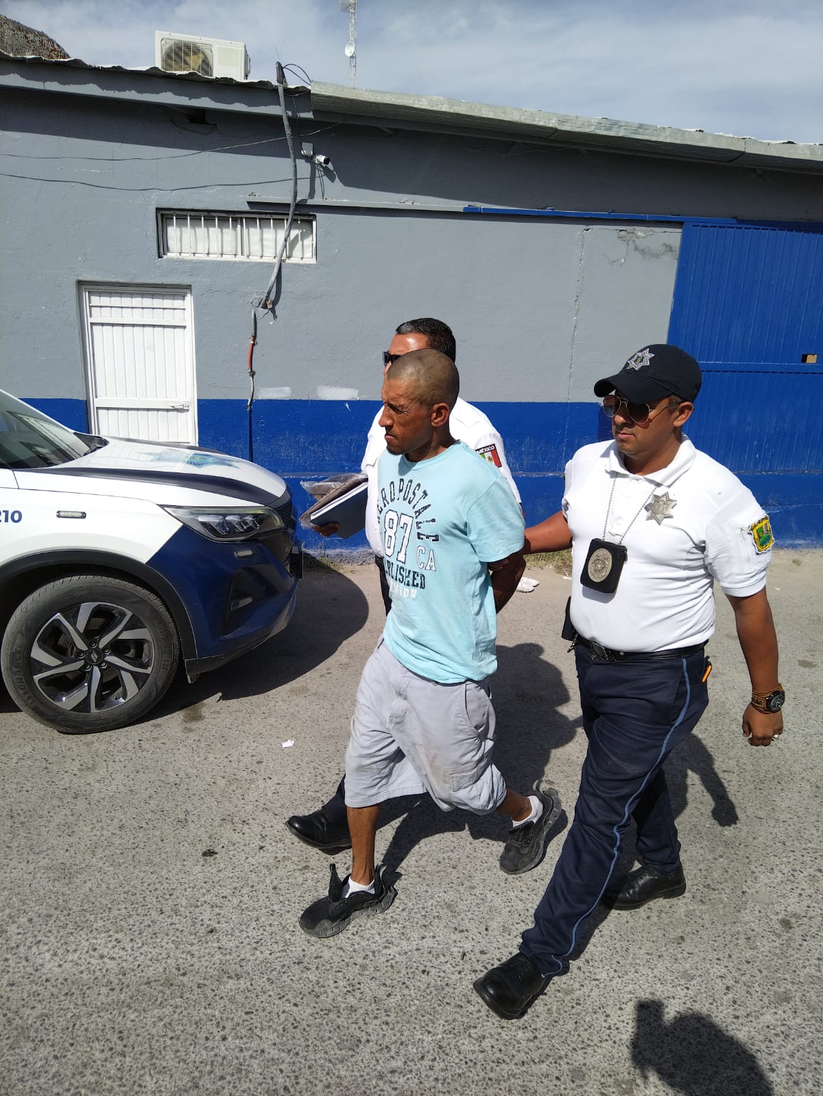 Llevaba una pantalla robada; lo consignan