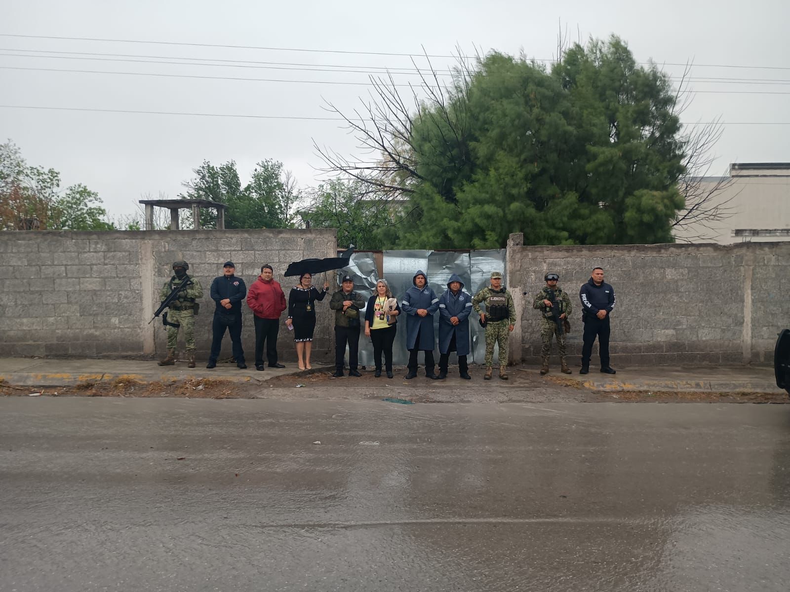 Recuperan camioneta ya desmantelada en casa