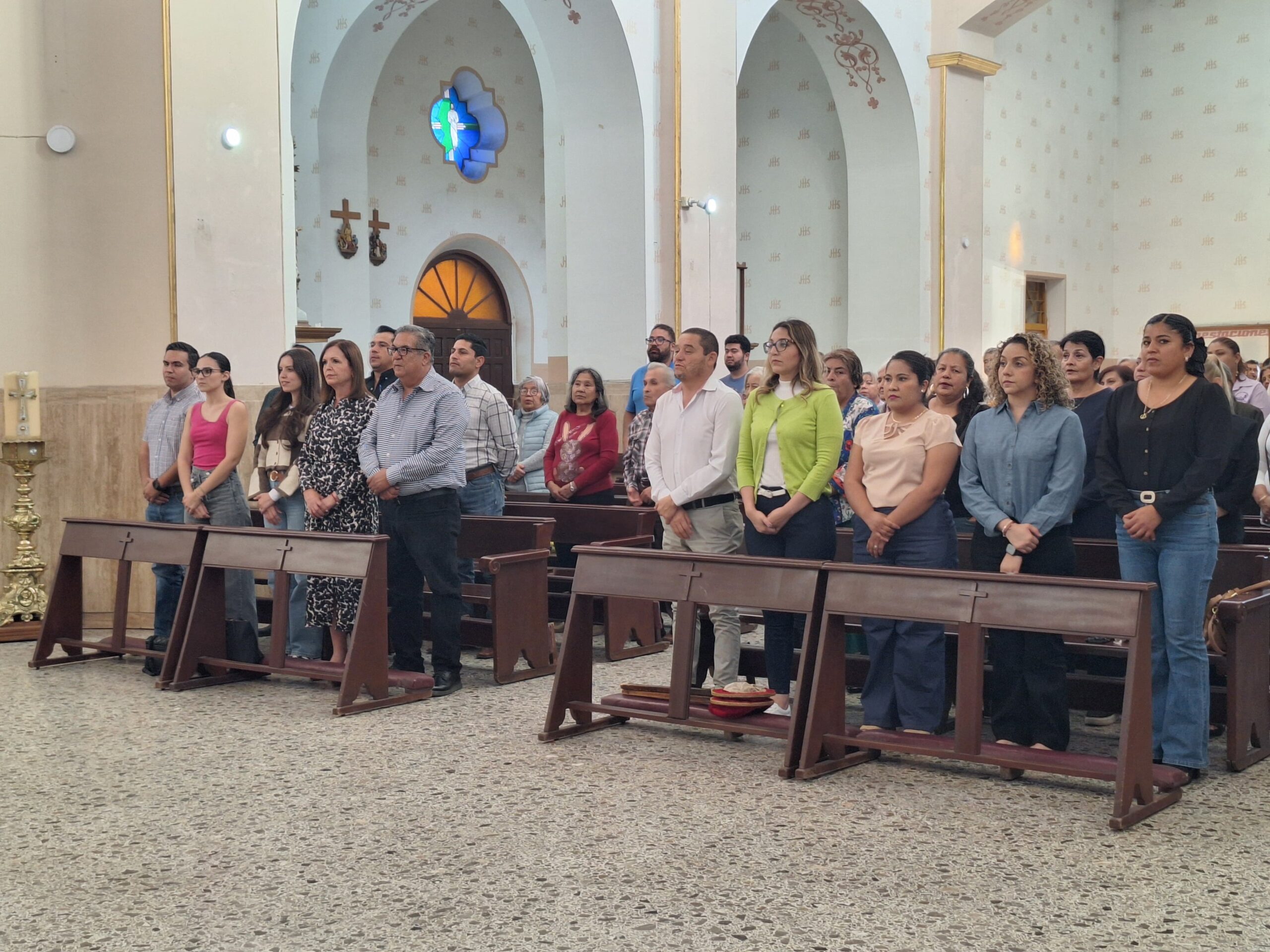 Celebra Frontera sus 132 años con misa y oración