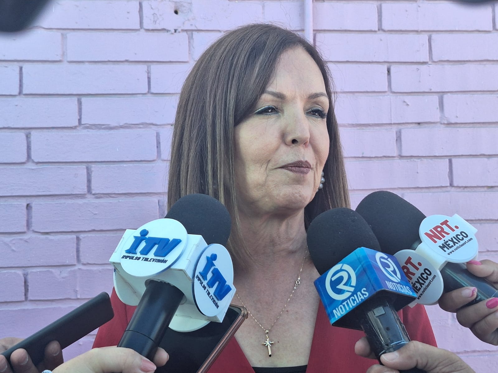 Escuelas de Frontera buscan apoyo por calor