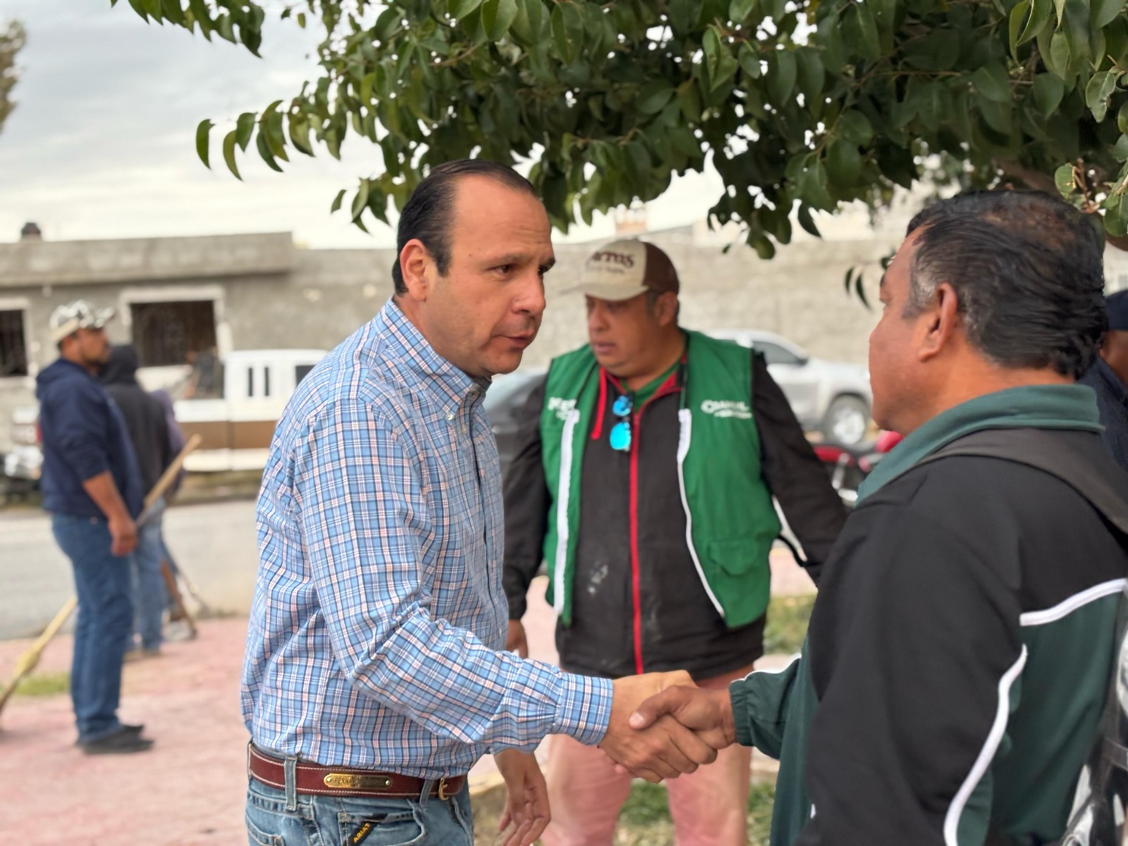 Trabajan en Parras para mejorar imagen urbana