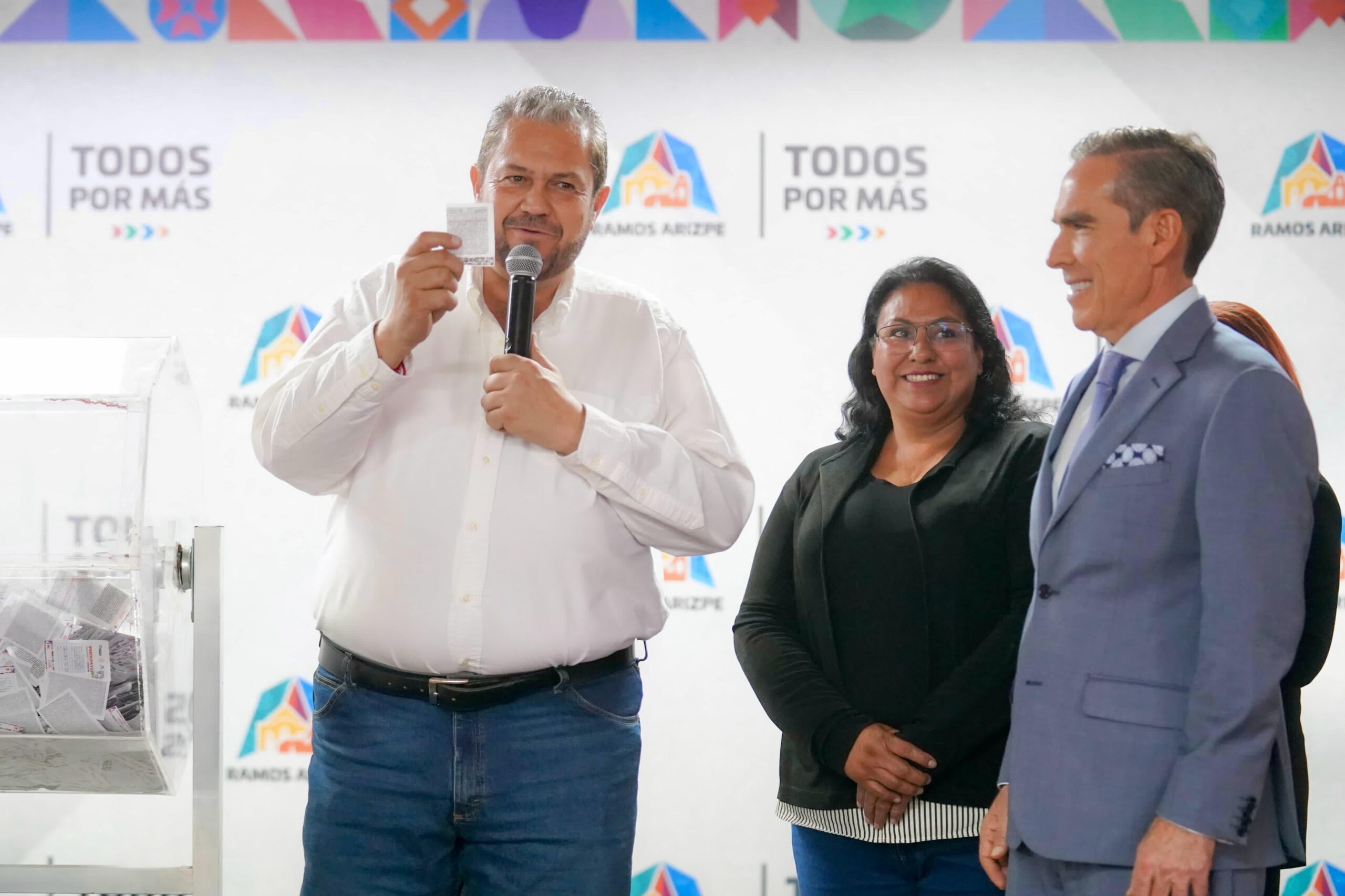 Cumplen ramosarizpenses pagando a tiempo predial