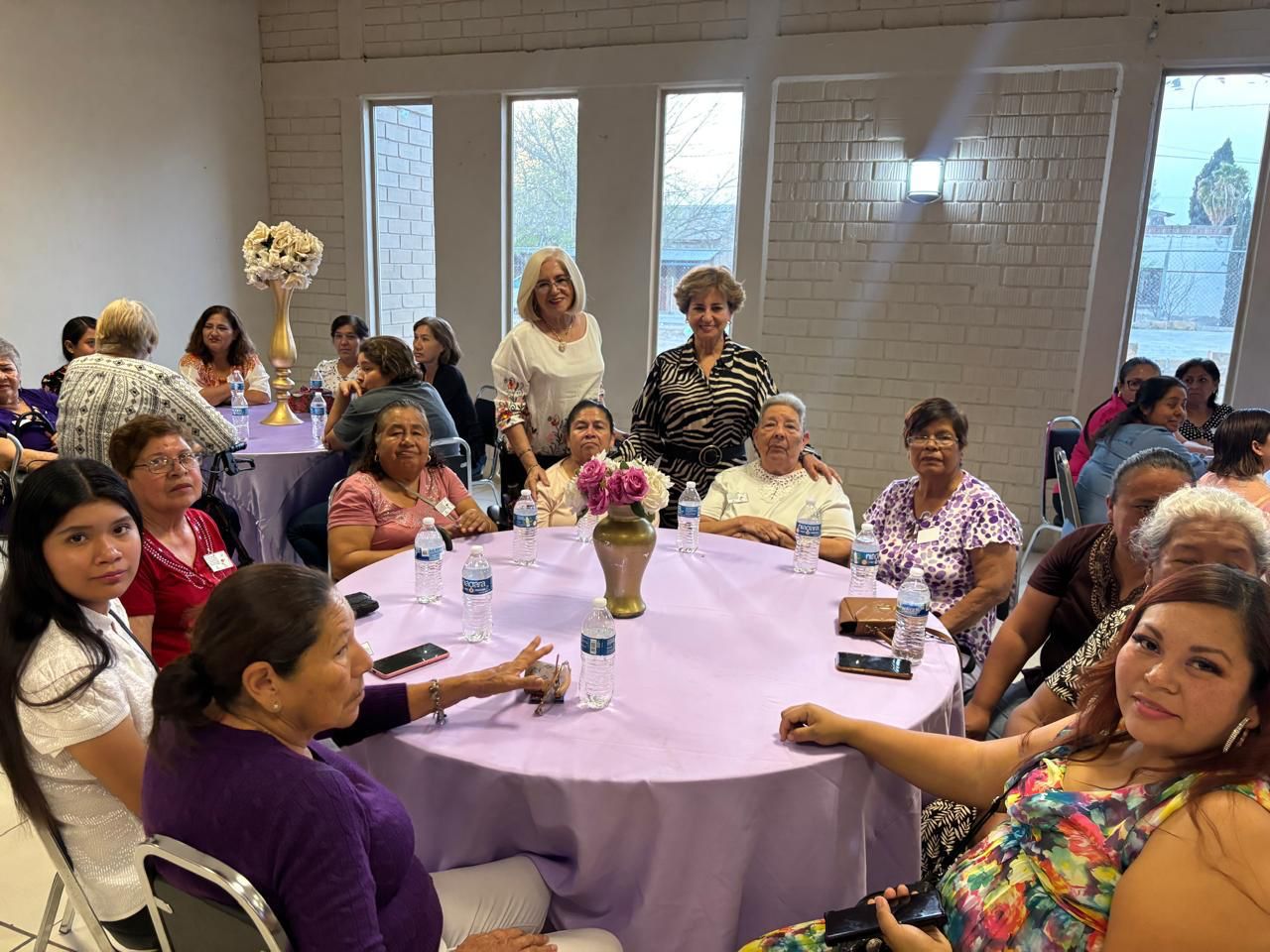 Celebran en Cloete el Día de la Mujer