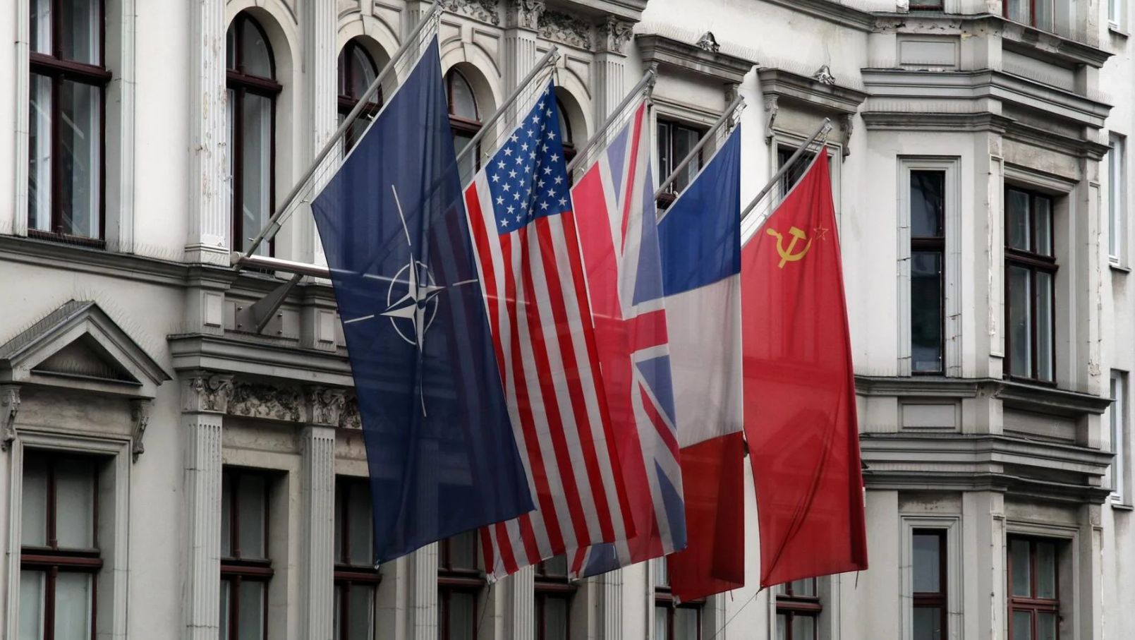 “Si no pagan, no voy a defenderlos”, dice Trump sobre países en la OTAN