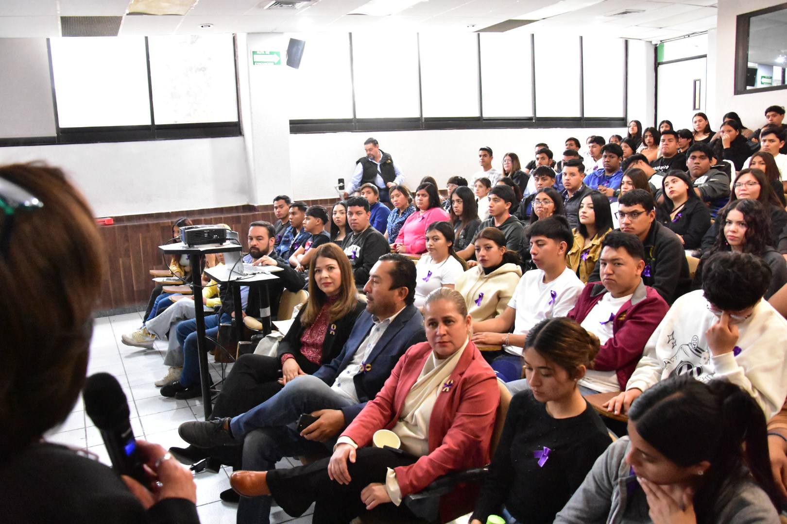 Conmemoran 8M en la UTC