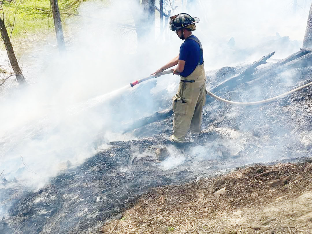 Busca Bomberos de NR elementos voluntarios