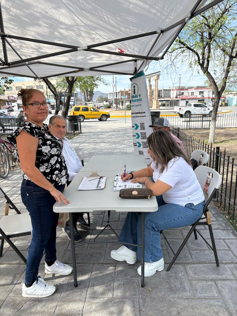 Realizan “Mercadito” en sector El Pueblo