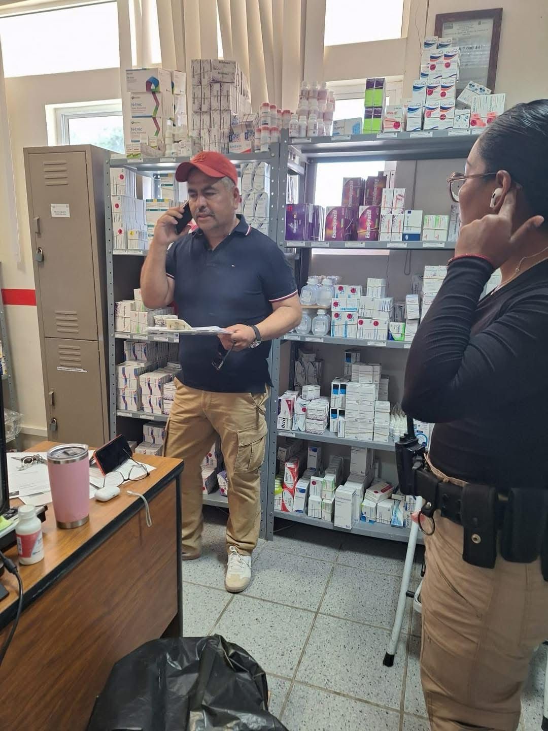 Supervisa Víctor Leija atención a lesionados de accidente en la carretera 30
