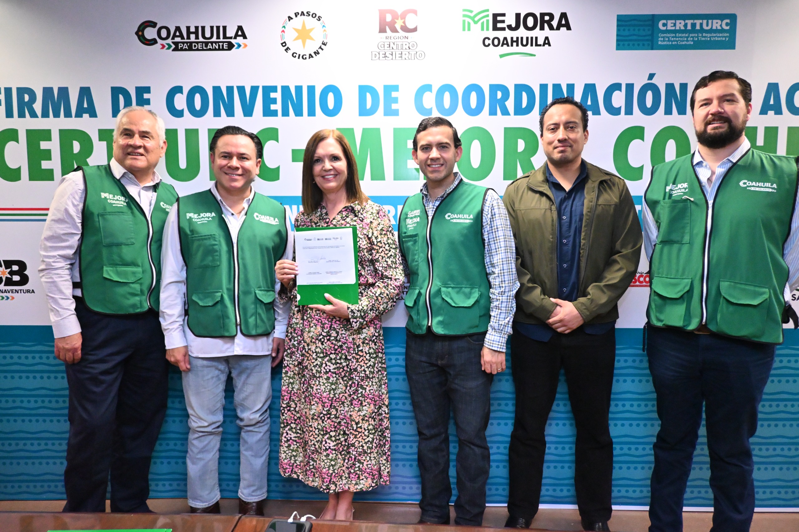 Manolo Jiménez une esfuerzos con Mejora y CERTTURC para ofrecer escrituras a bajo costo