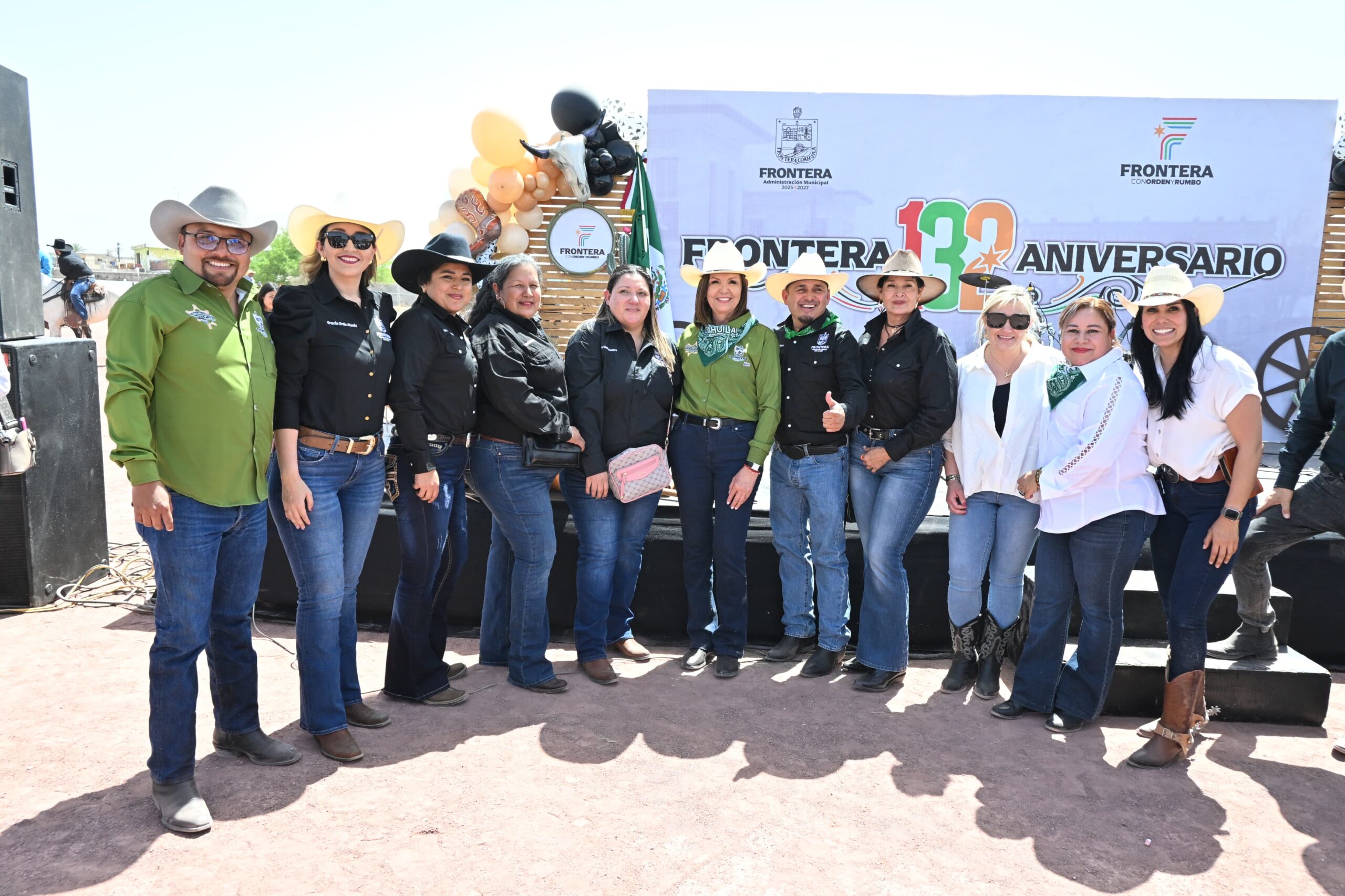 Frontera celebra su 132 aniversario con una gran cabalgata