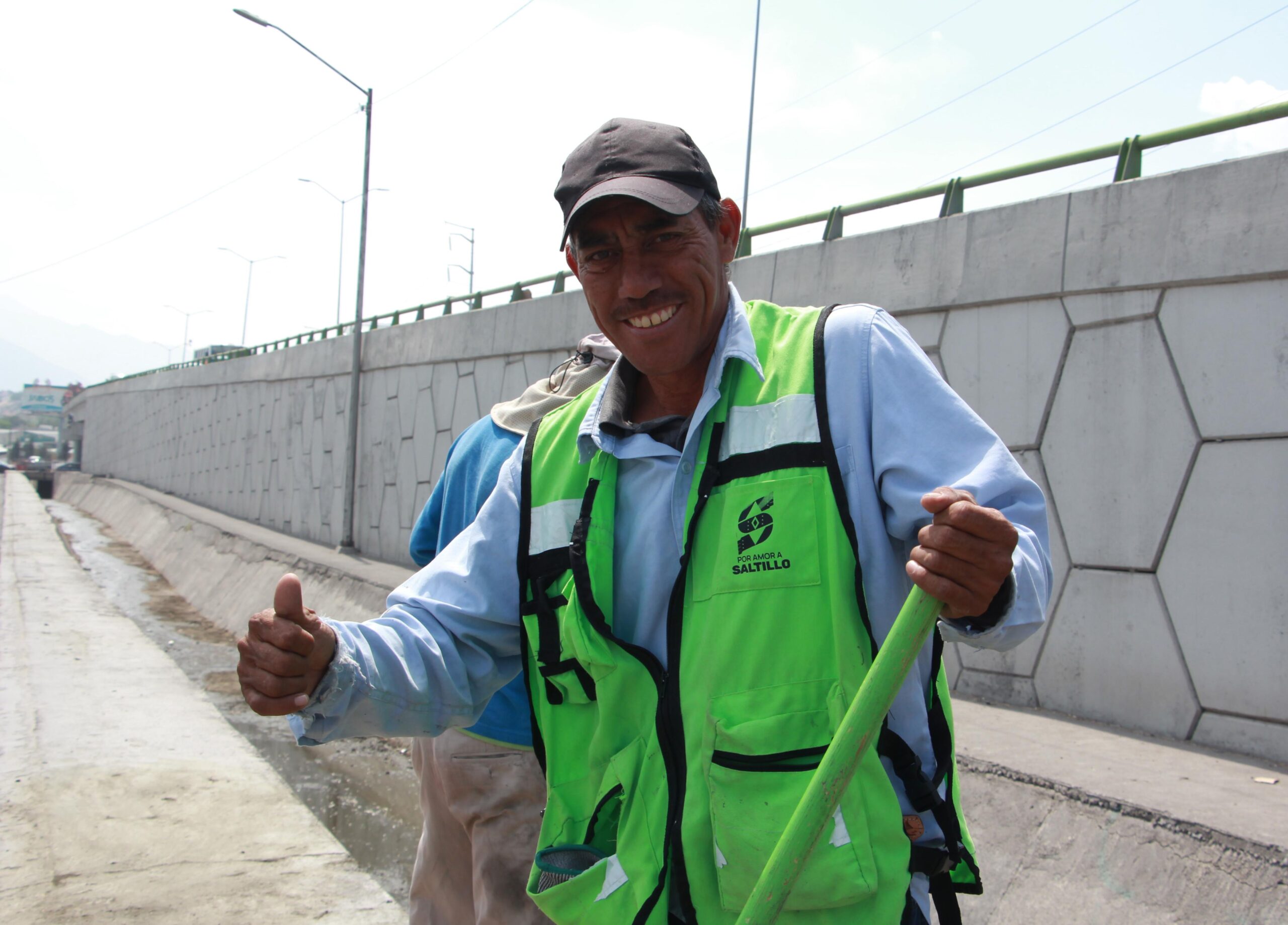 Mejoran la ciudad trabajos del programa ‘Aquí Andamos’