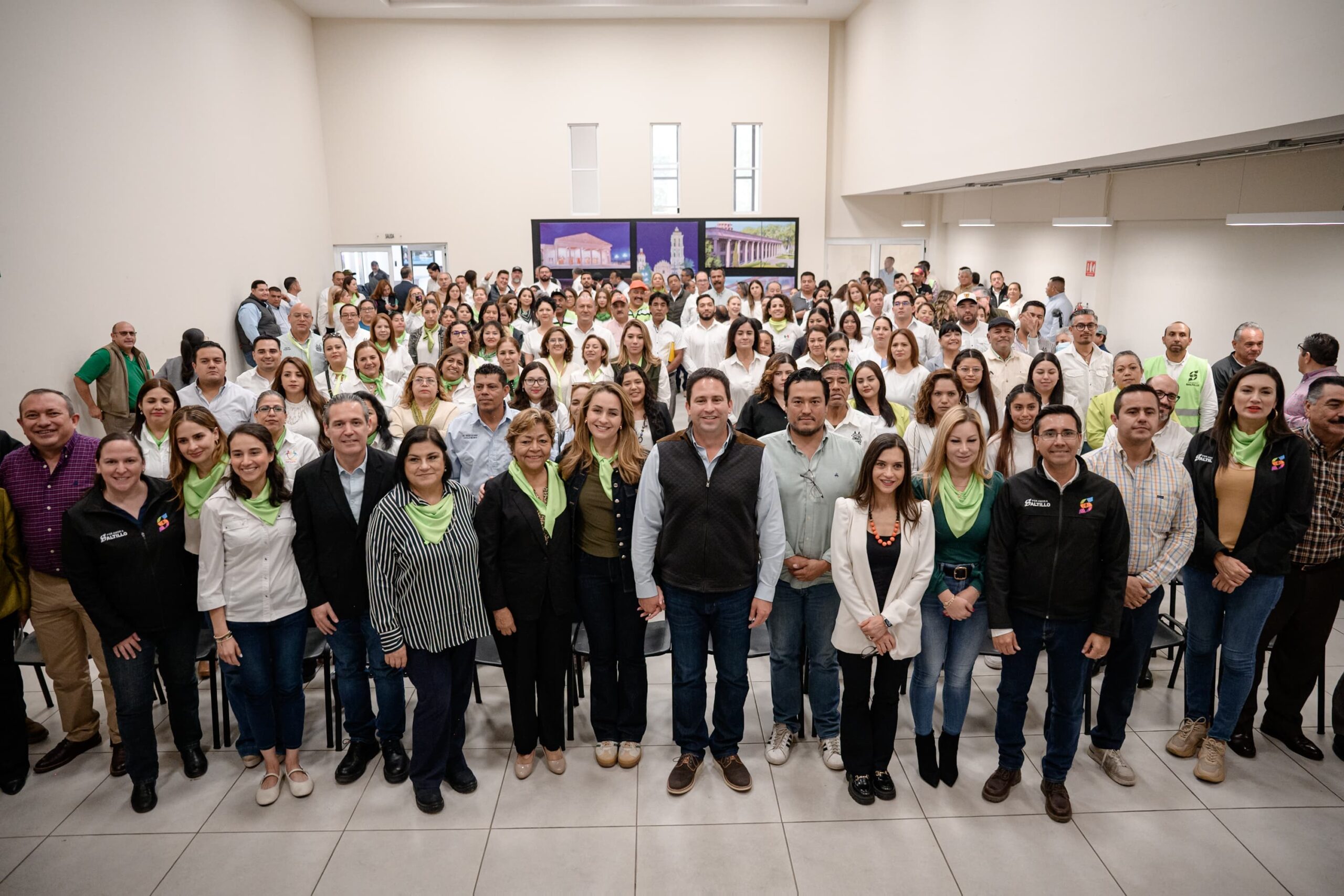 Pone en marcha Javier Díaz acciones del programa Oficina Verde
