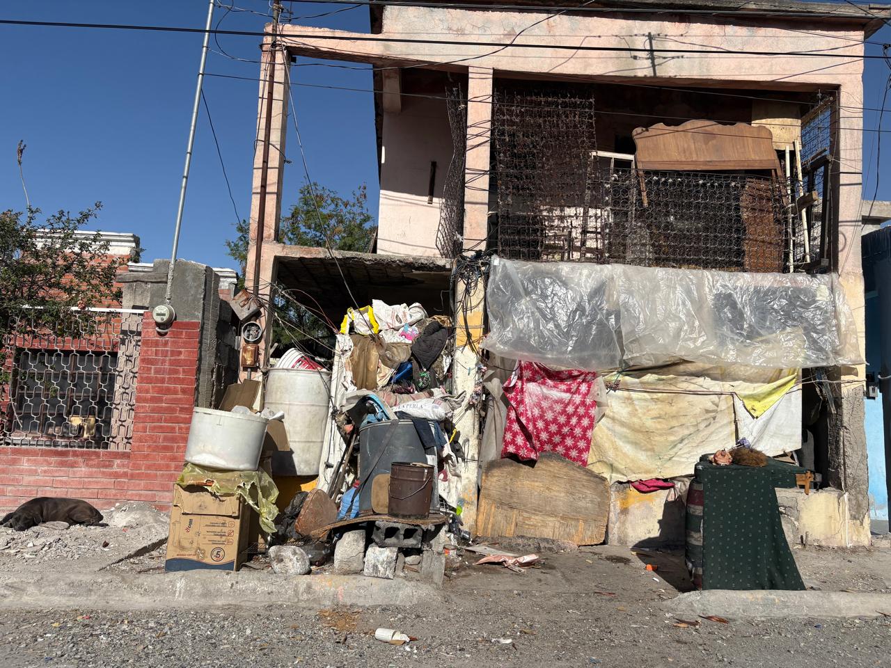 Se quejan en Cañada de vecino acumulador