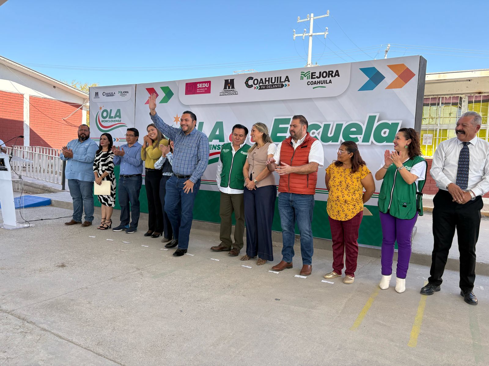 Supervisa Carlos avance de “Ola en tu escuela”