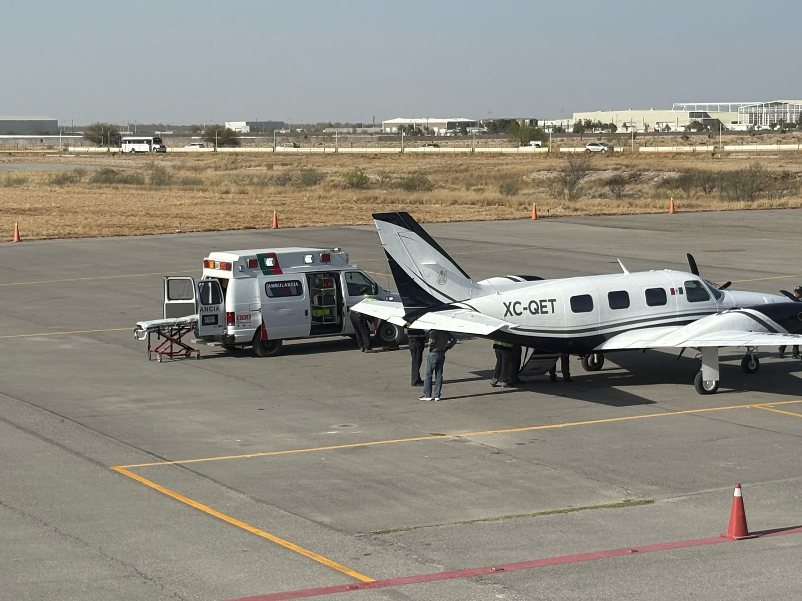 Trasladan en avioneta Trasladan en avioneta