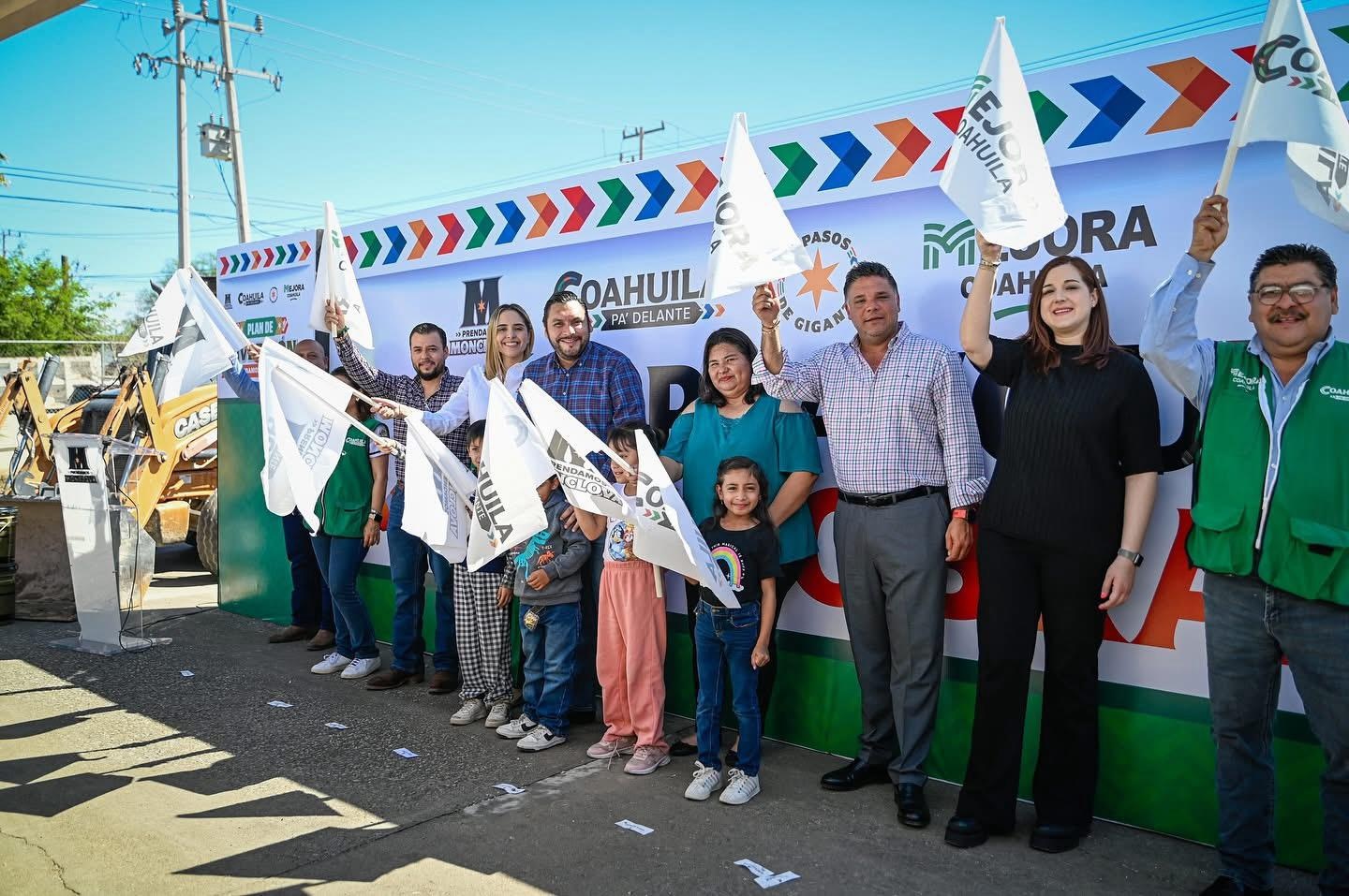 Arranca Carlos rehabilitación de 4 centros del DIF Monclova