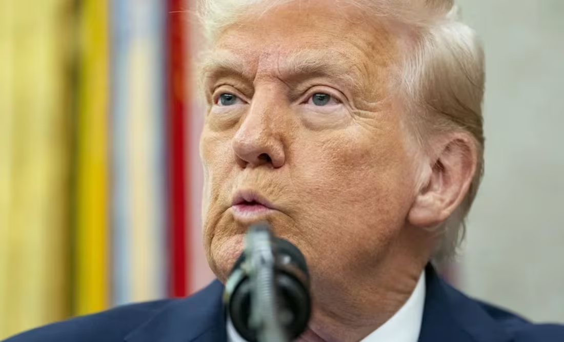 Trump amenaza con bombardeos a Irán si insiste en desarrollar armas nucleares; impondrá tarifas secundarias