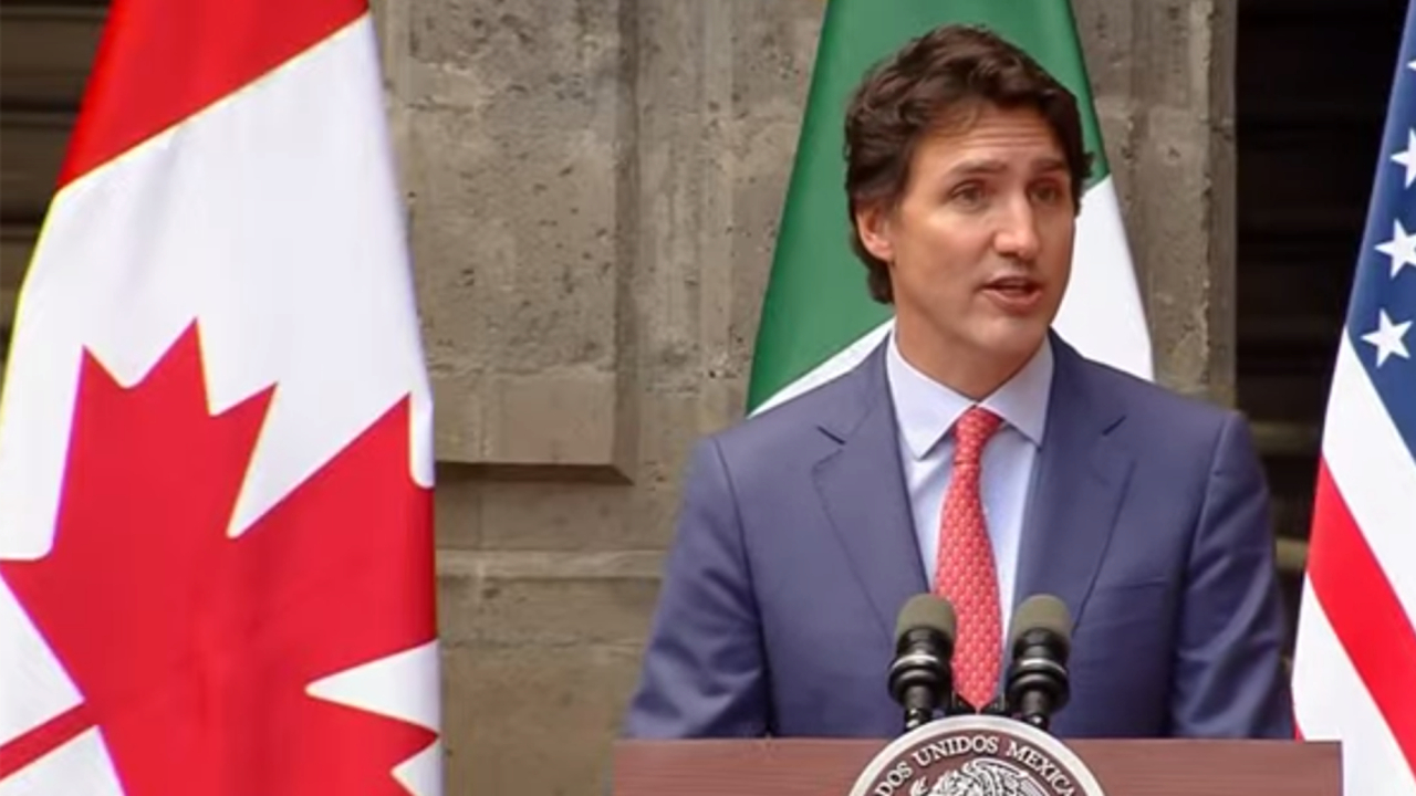 Trudeau prevé que la «guerra comercial» con Trump siga «en el futuro cercano»