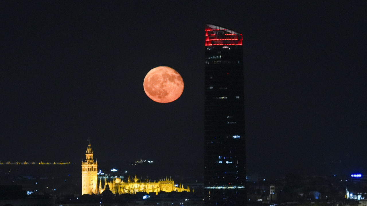 Eclipse lunar: consejos para fotografiar con el móvil la Luna de sangre