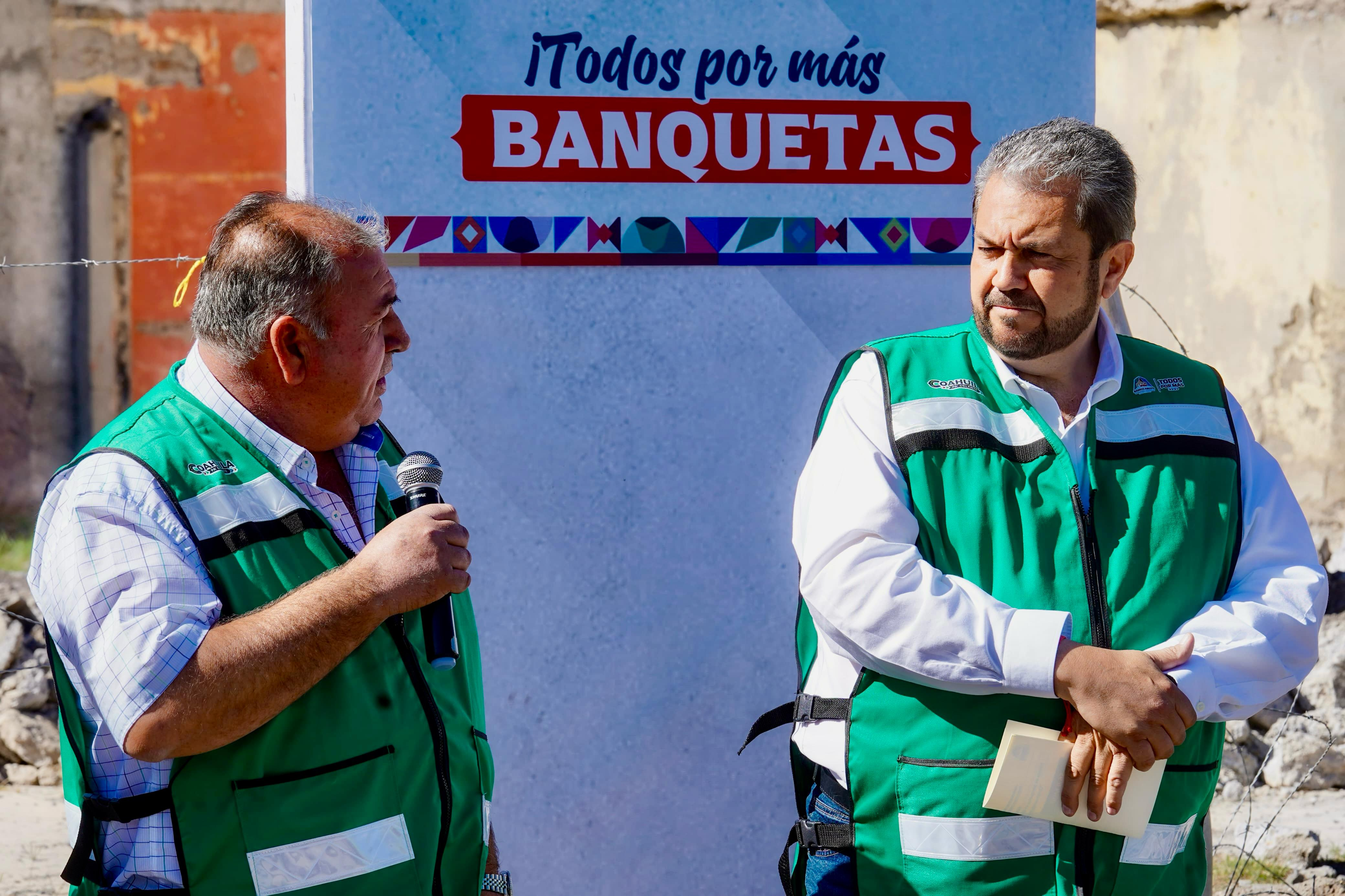 Banquetas seguras en Ramos; inicia Tomás Gutiérrez programa