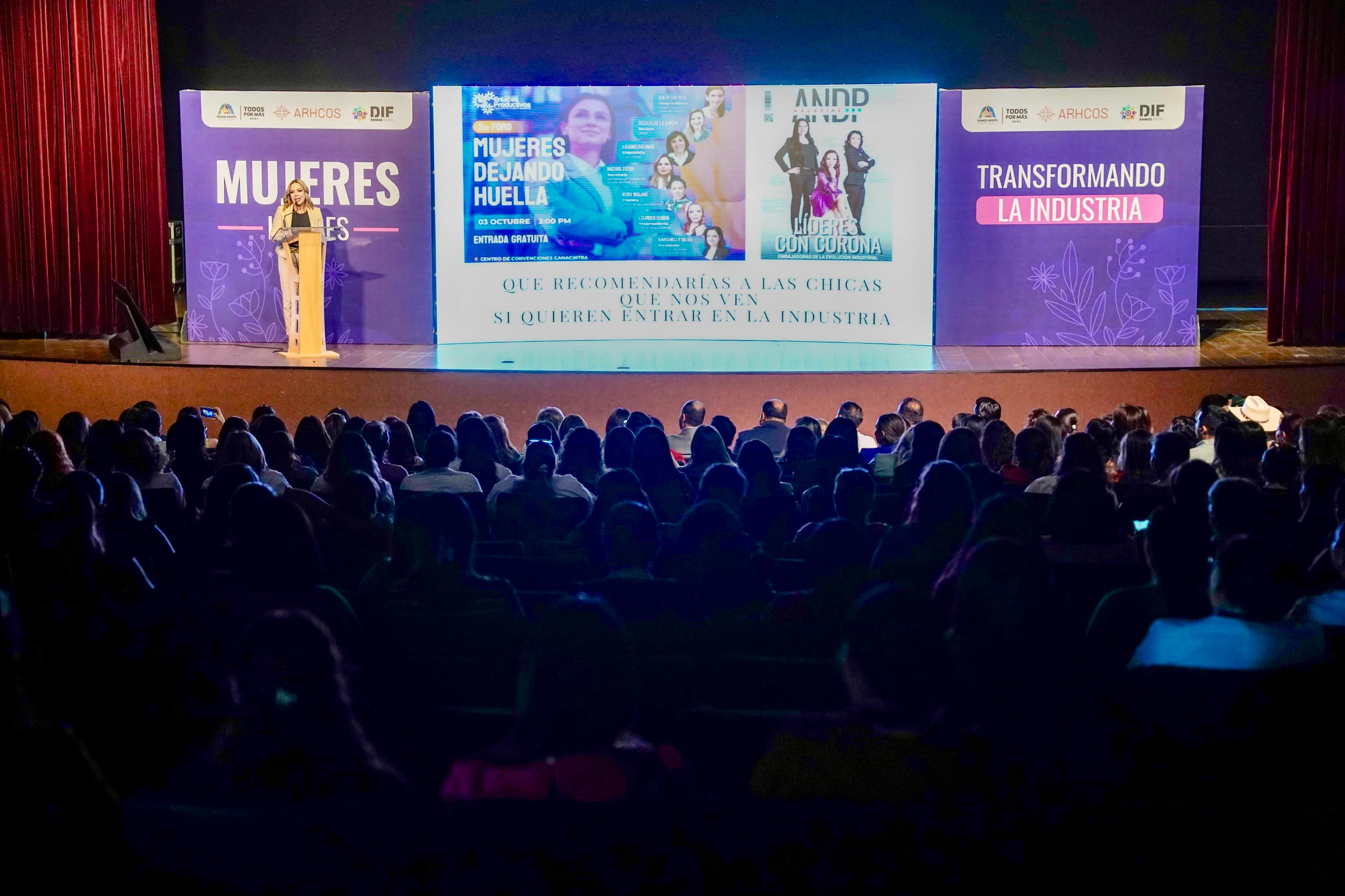 Éxito total en la conferencia “Mujeres Líderes Transformando la Industria”