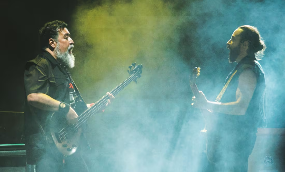 Elogian presentación de Molotov con Jay de la Cueva: «devoró este Vive Latino»