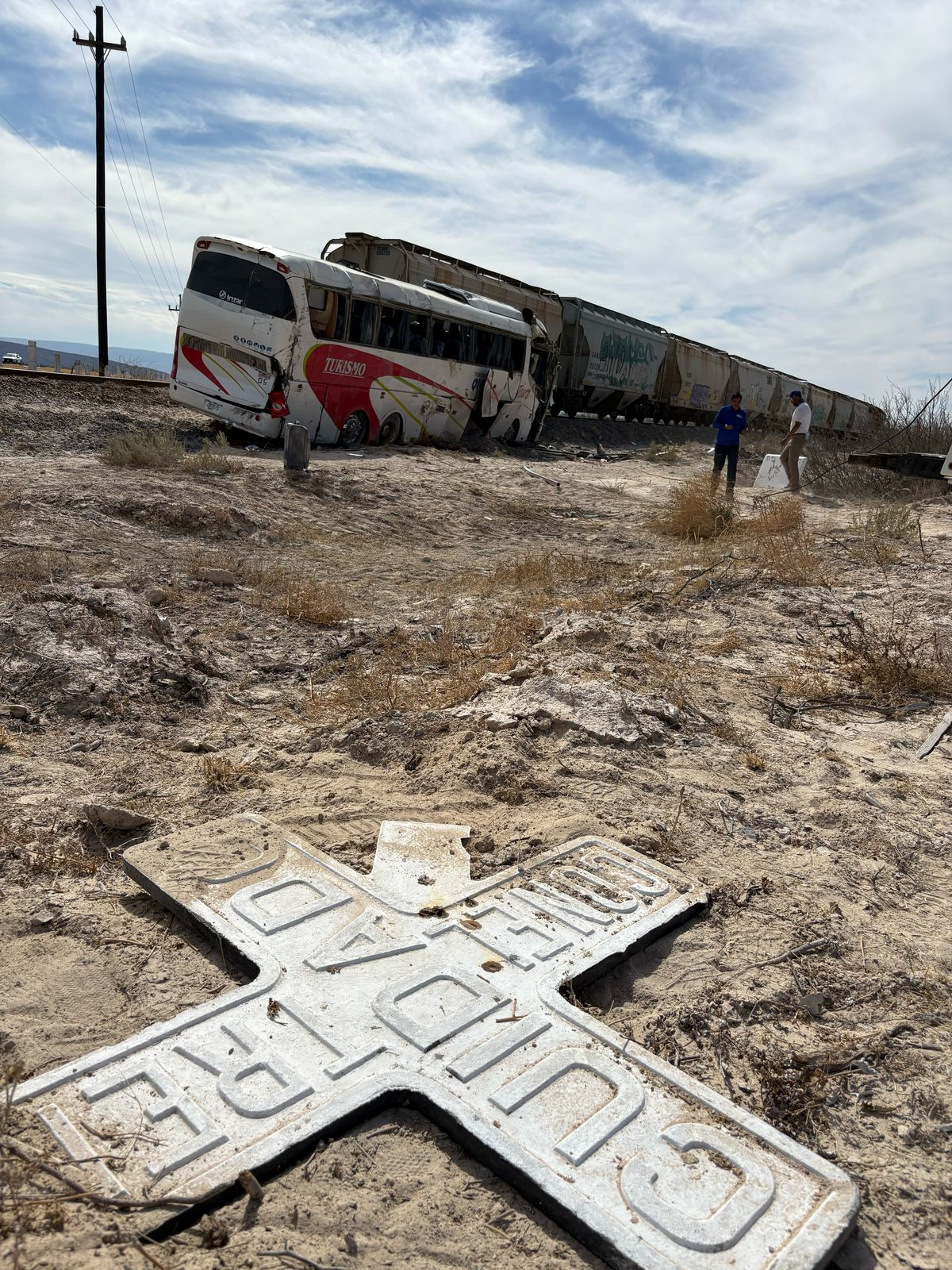 Escapa chofer que causó choque con tren en Cuatro Cienegas