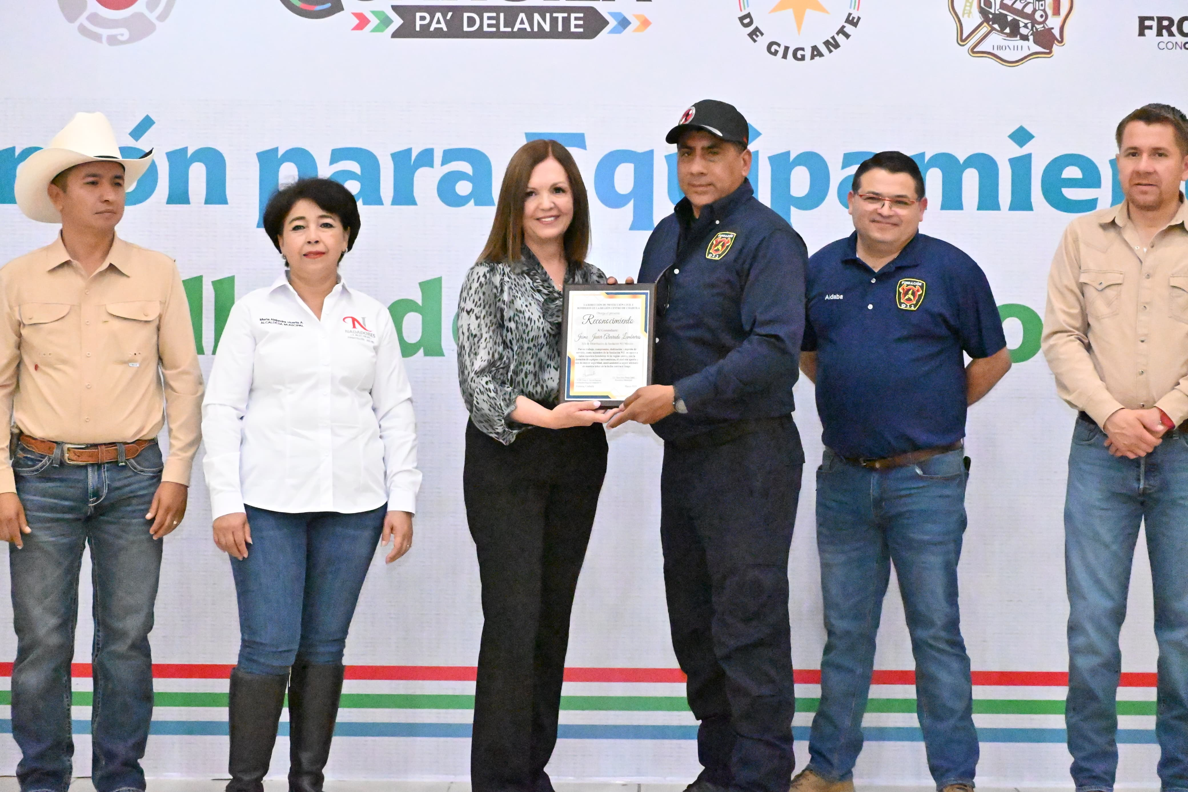 Fundación 911 fortalece a Bomberos y Protección Civil de la Región Centro