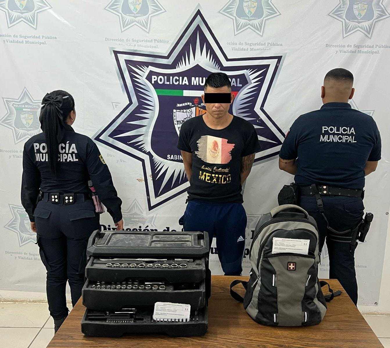 Arrestan a ladrón en Agujita.