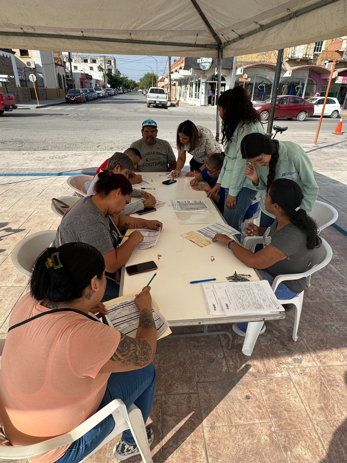 Contrata la empresa Jaropamex de Sabinas a 30 desempleados.