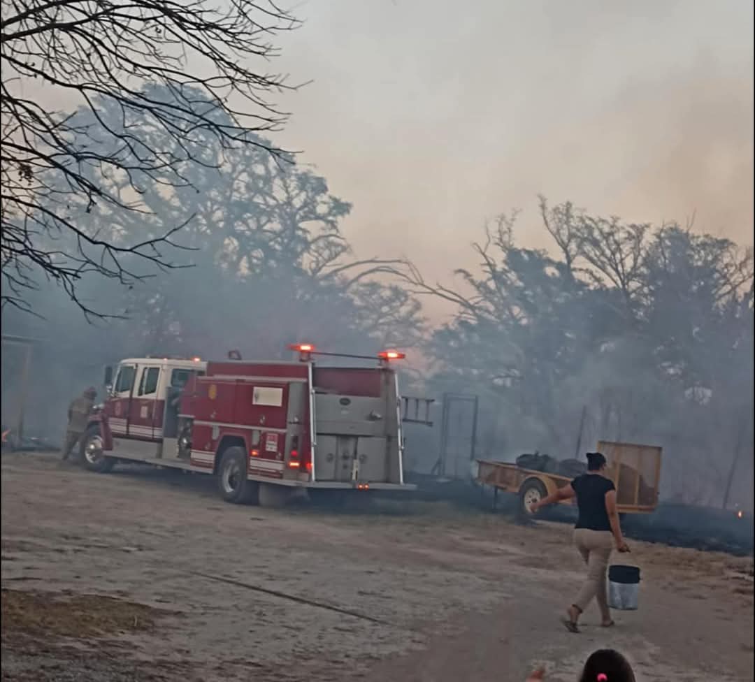 Alarma incendio a orillas del río Sabinas
