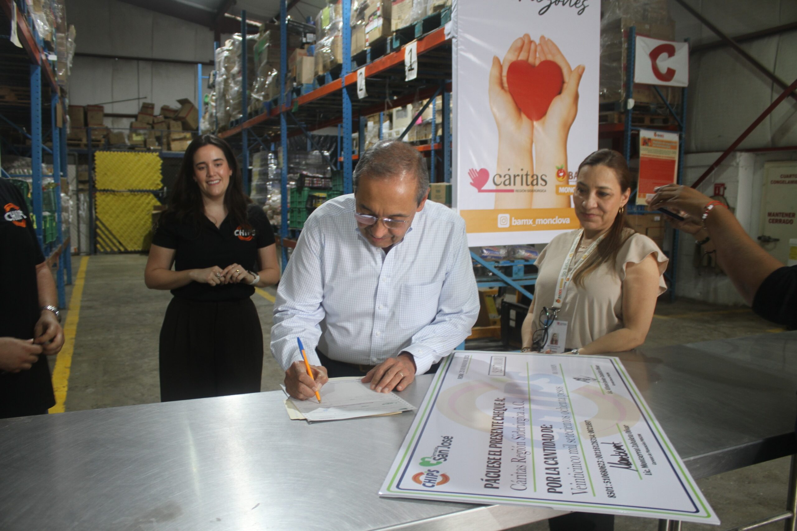Recibe Cáritas 25 mil por redondeo de Chips