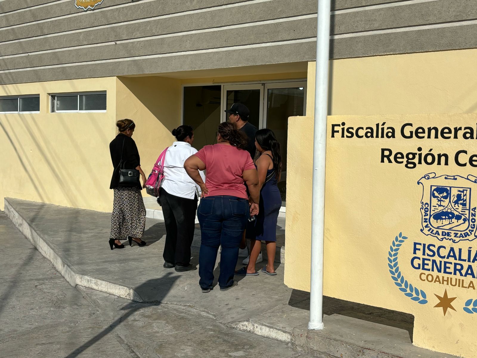 Arman batalla alumnas de Secundaria 5 Pape