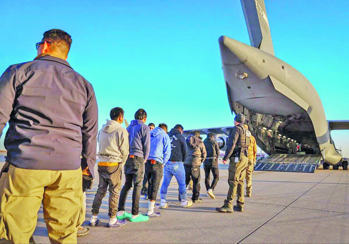 Planea Trump deportar a un millón de migrantes