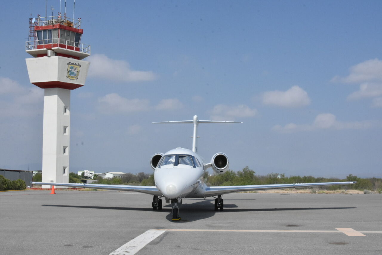 Llegan en aviones para visitar Pueblos Mágicos