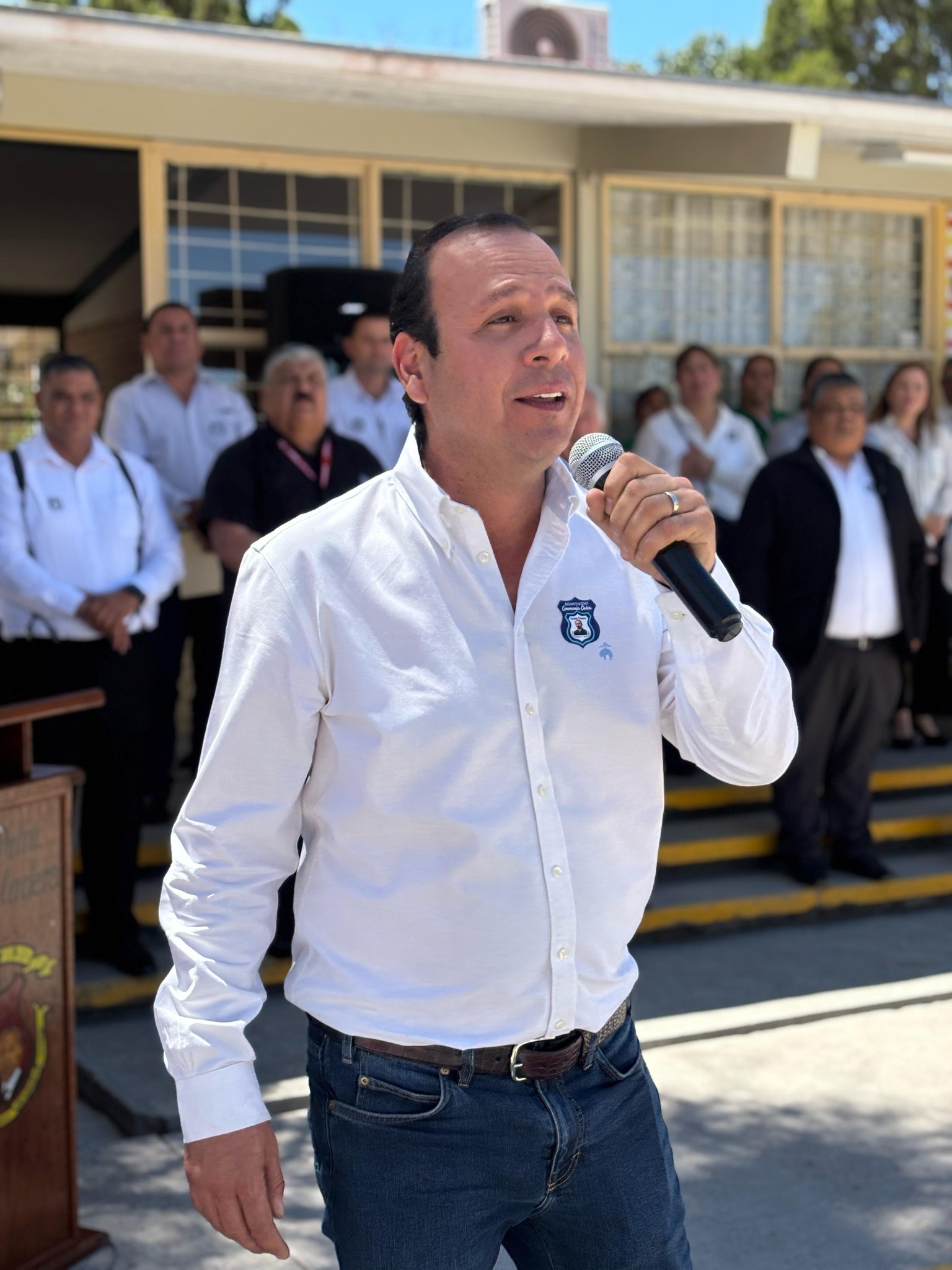 Fernando un alcalde cercano con los niños