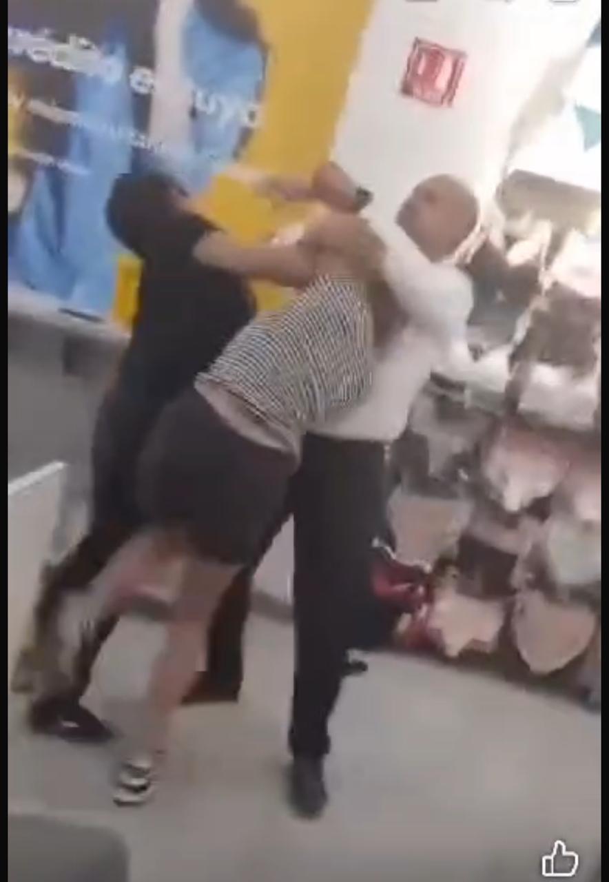 Atacan ferozmente mujeres a su prima
