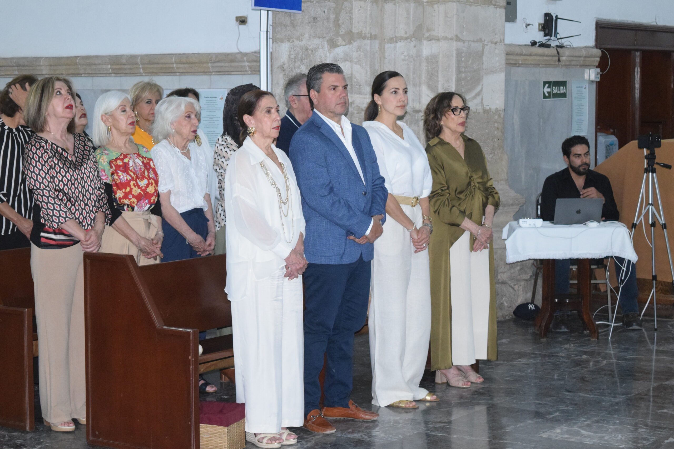 Agradece Iglesia labor de Lourdes Lozano en Cáritas