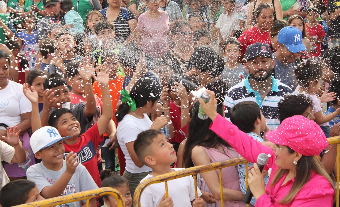 Celebra Múzquiz a los niños en grande