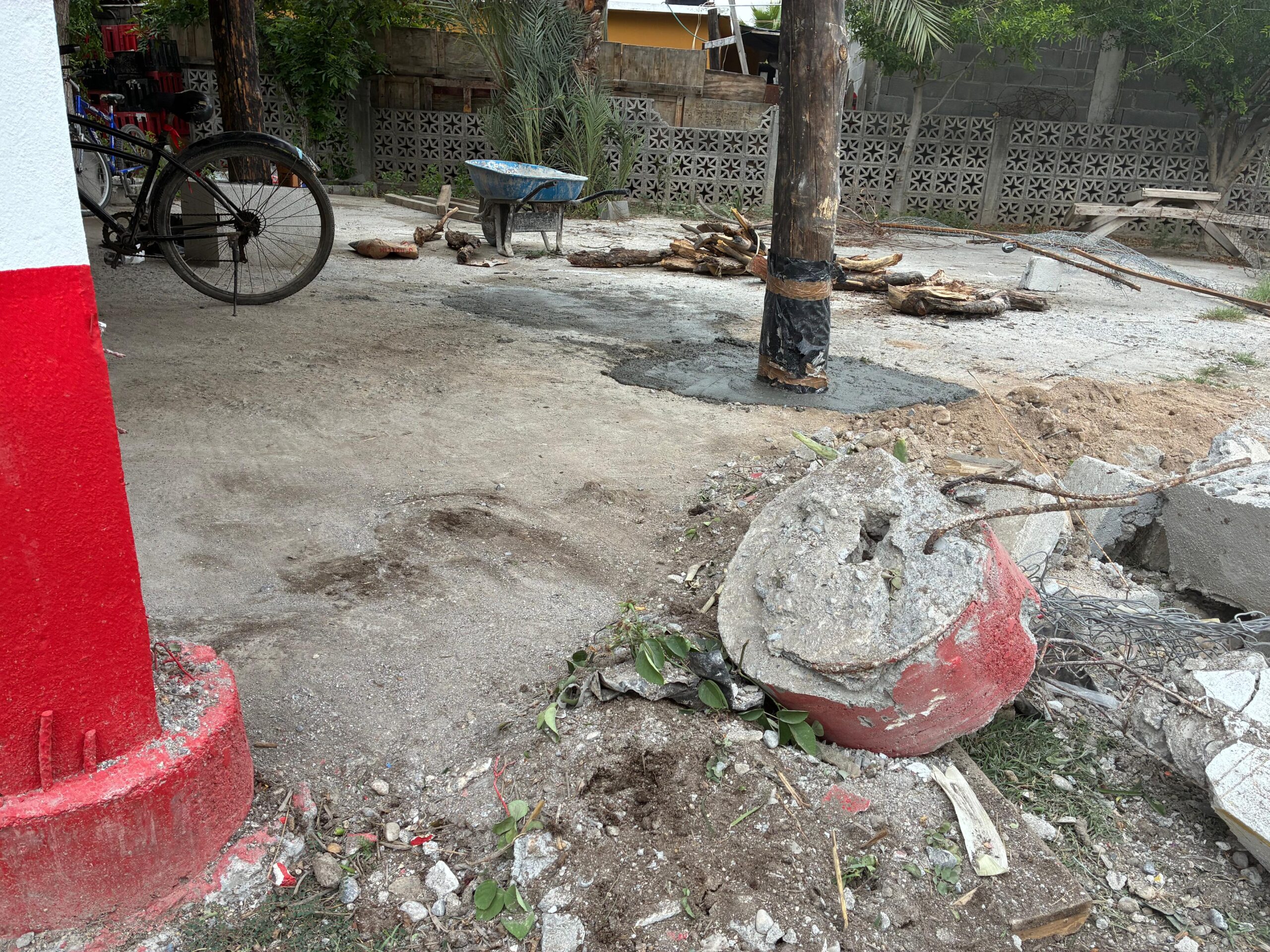 Accidente causa cuantiosos daños materiales en palapa