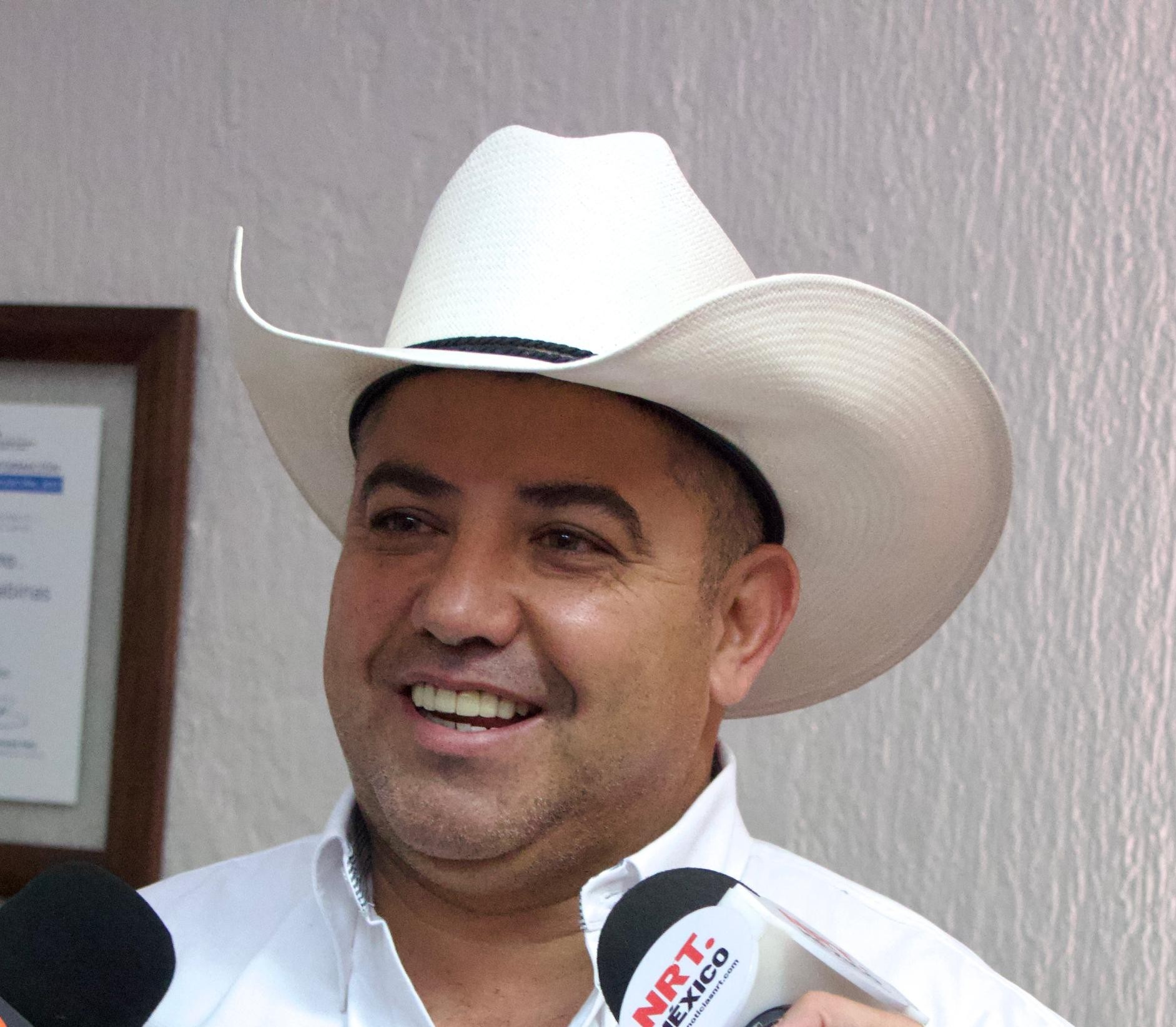 Firman Sabinas y UANE convenio de colaboración