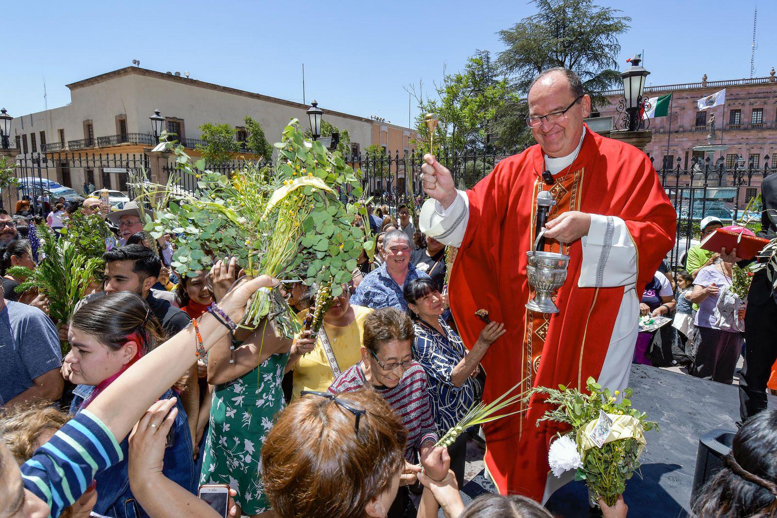 Aclaman fieles a Jesús como su Rey