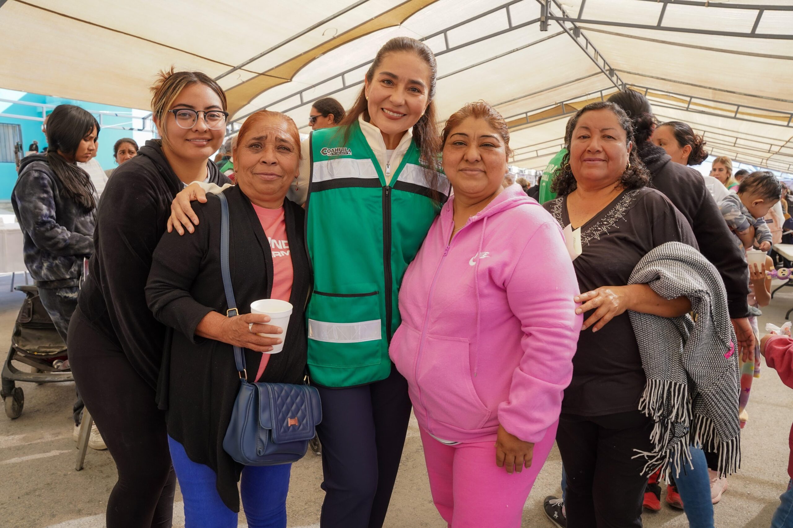 Trabaja DIF cercano a población vulnerable