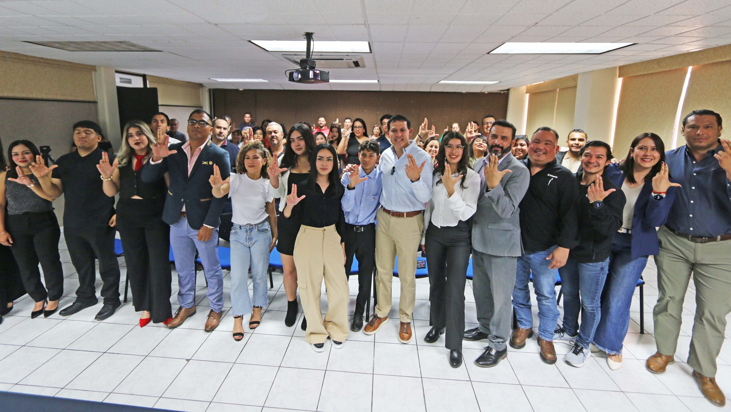 Renuevan Sociedad de Alumnos en la UAdeC