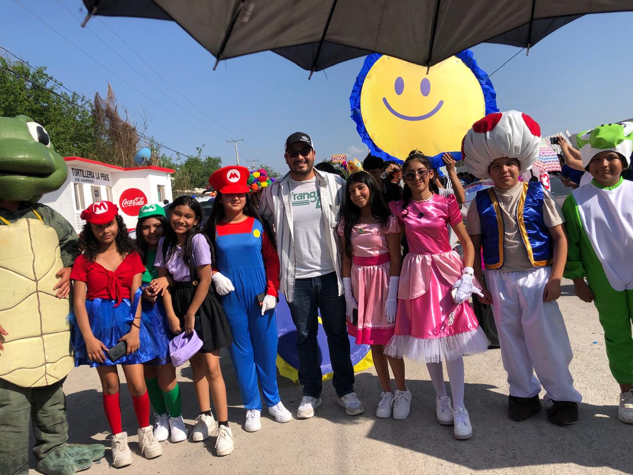 Desfile de Primavera Une a Escuelas de Ejido 8 de Enero y Ejido La Cruz