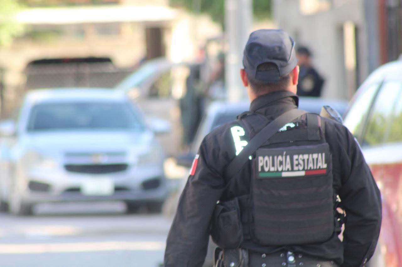 POLICÍA ESTATAL Y FGE REALIZAN CATEOS EN PIEDRAS