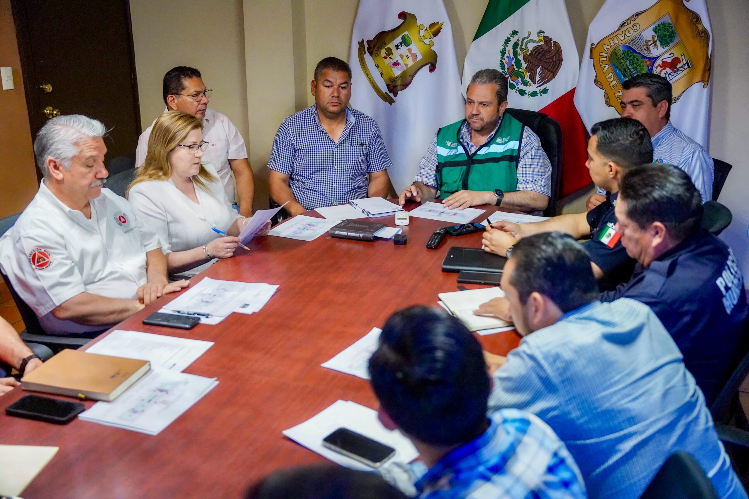 Tomás Gutiérrez se reúne con directores para garantizar exito en el festejo del Día del Niño