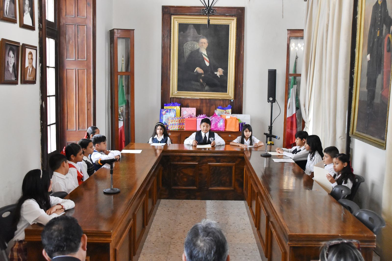 Toma protesta cabildo infantil de Cuatro Ciénegas