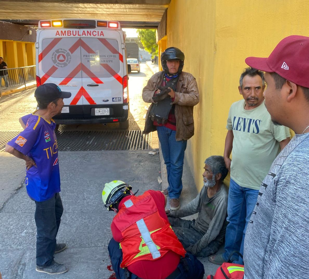 Muere en hospital tras ser arrollado por grúa