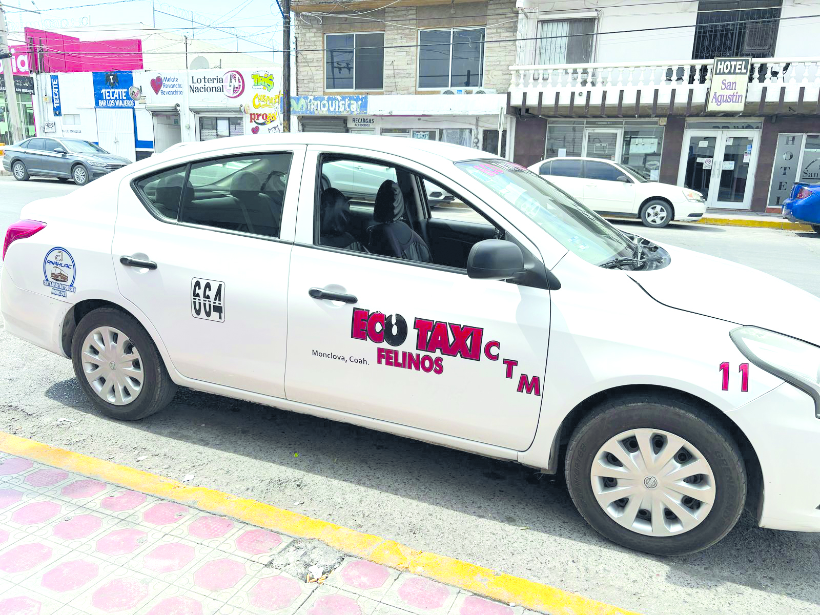 Baja demanda de taxis un 20% por días santos